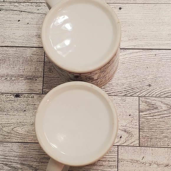 Vintage Takahashi Chicken /Bunnies Farm Kitchen Porcelain Mug Set of 2. - Picture 10 of 12